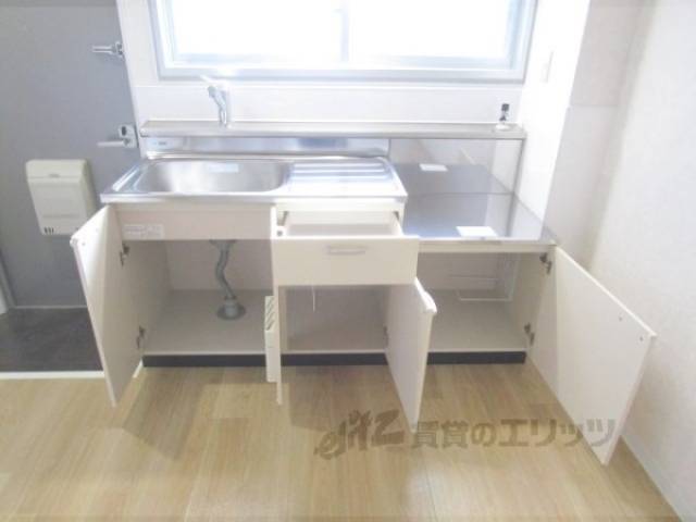 キッチン　収納