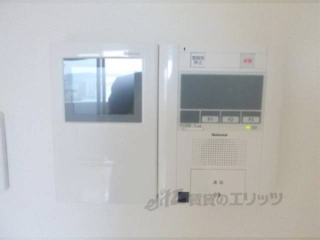 ドアフォン（ＴＶ含）　顔が見えて安心・