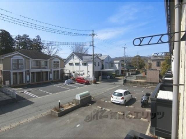 ベランダ　物干しのみ