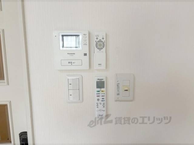 リビング　設備