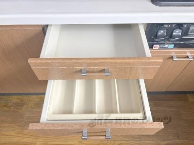 キッチン　収納