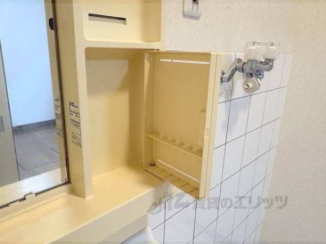洗面所　収納