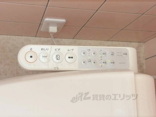 トイレ　二階　トイレ設備