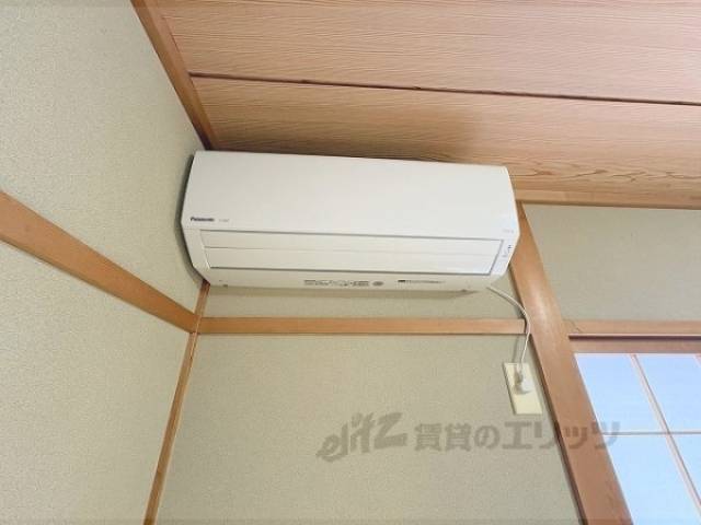 エアコン　二階　和室