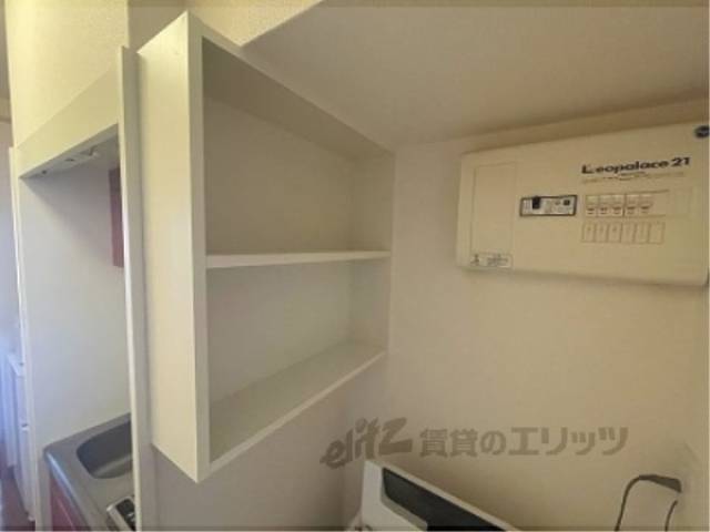 洗濯機置場　収納