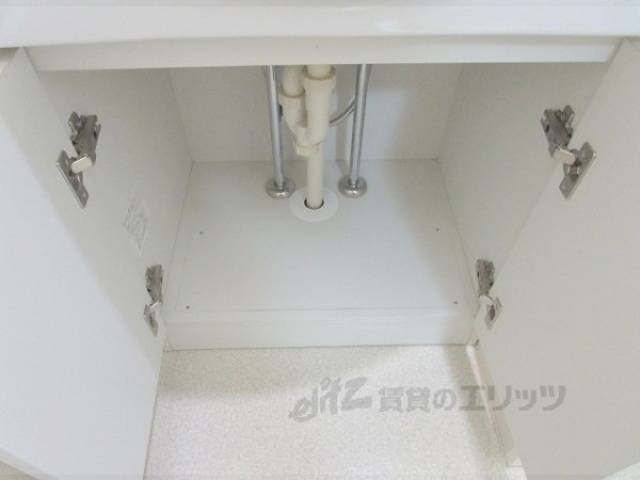 洗面所　収納