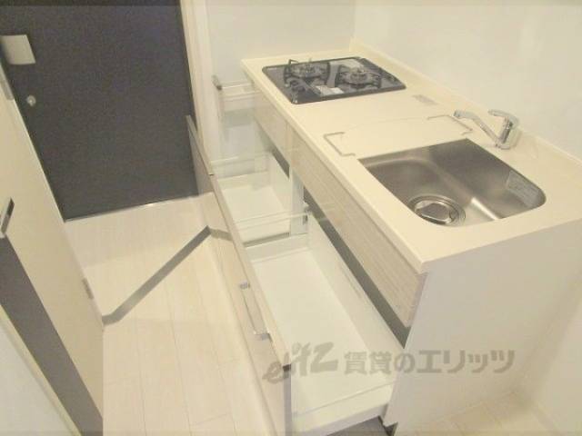 キッチン　キッチン下部収納