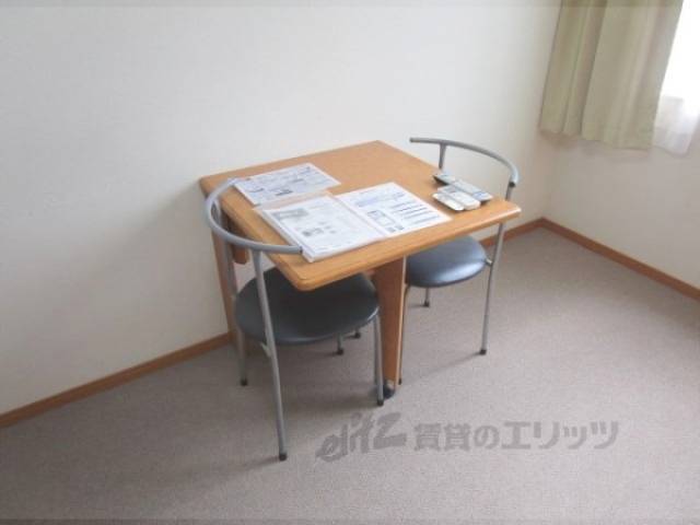 イメージ写真　机