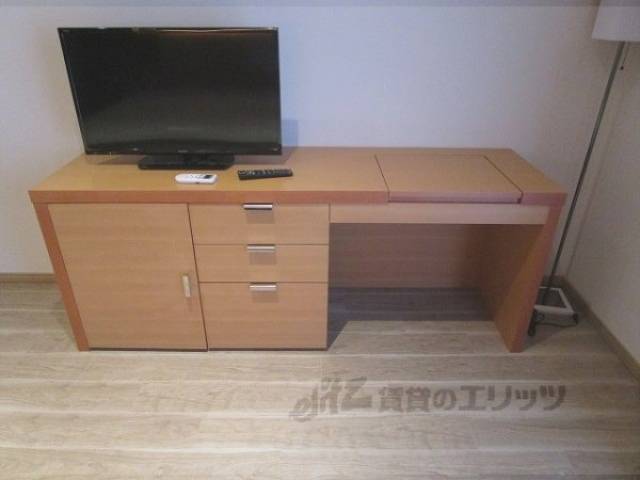 TV