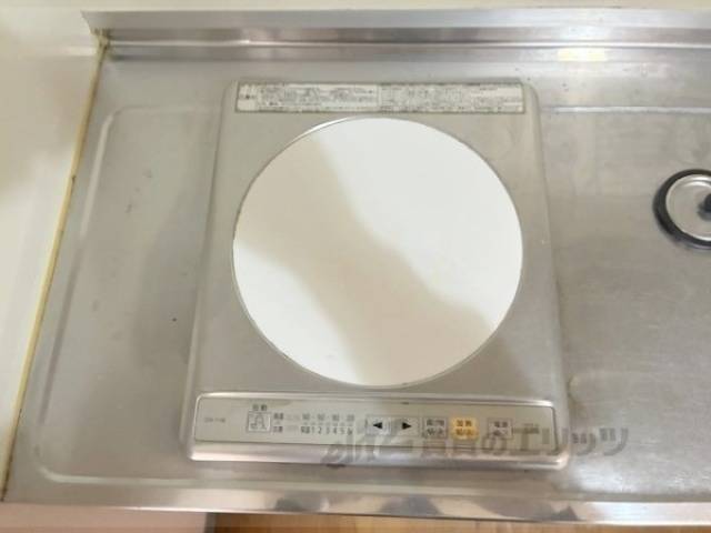 キッチン　コンロ