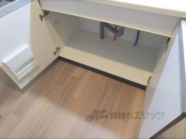 キッチン　下部収納