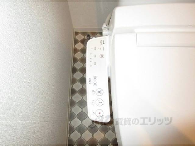 トイレ　ウォシュレット
