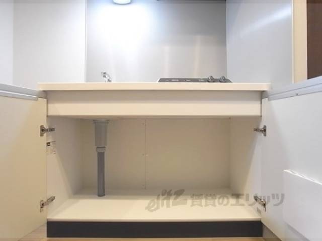 キッチン　キッチン下収納