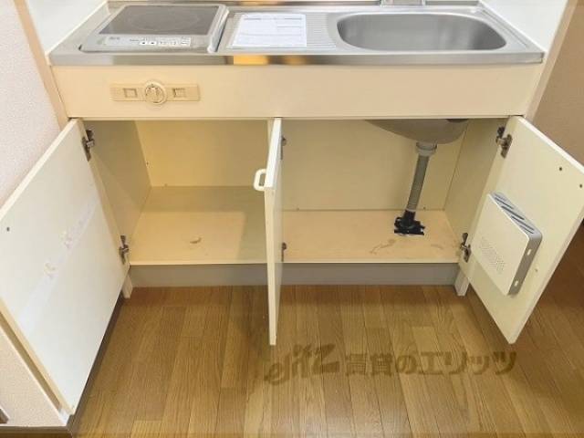 キッチン　下部収納