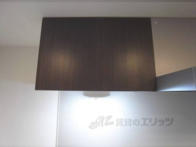 キッチン　キッチン上収納