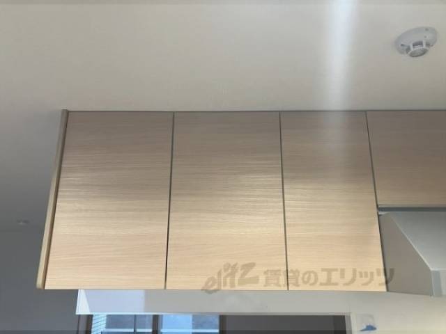 キッチン　上部収納