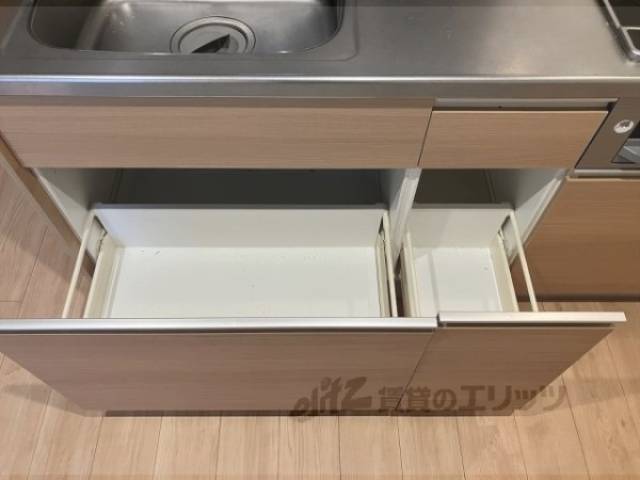 キッチン　下部収納