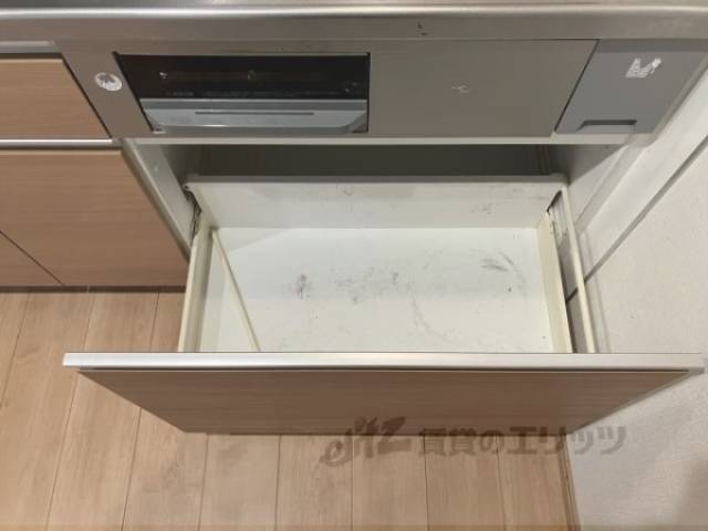 キッチン　下部収納