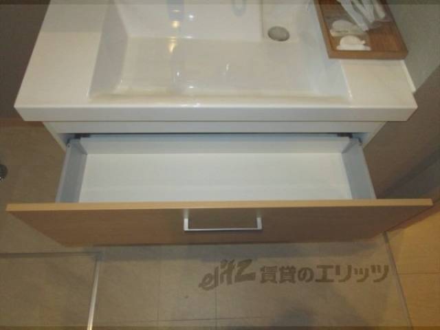 洗面所　収納