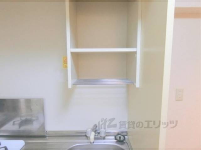キッチン　上部棚
