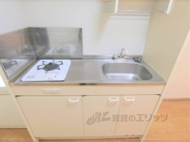 キッチン　ガスコンロ　シンク