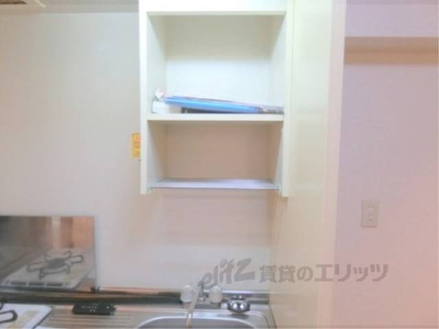 キッチン　上部棚