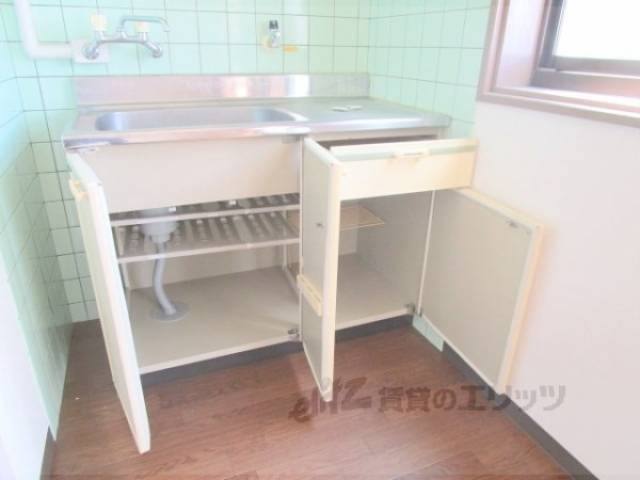 キッチン　収納