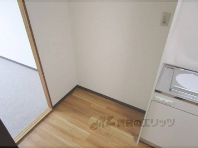 冷蔵庫置場