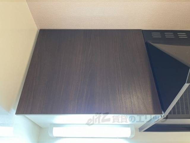収納　キッチン台上