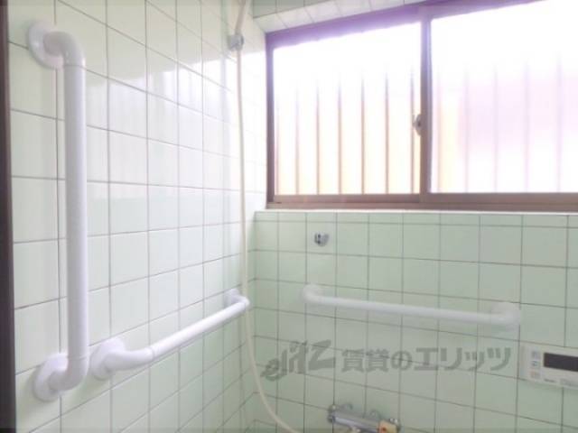 風呂　手すり