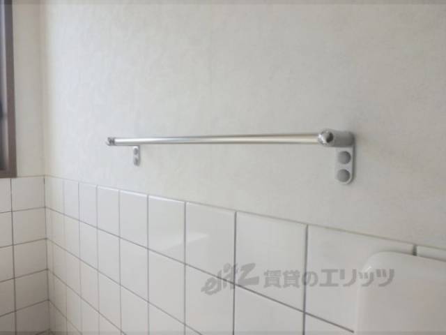 トイレ　タオル掛け