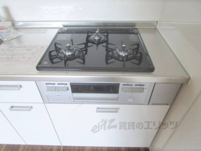 キッチン　コンロ