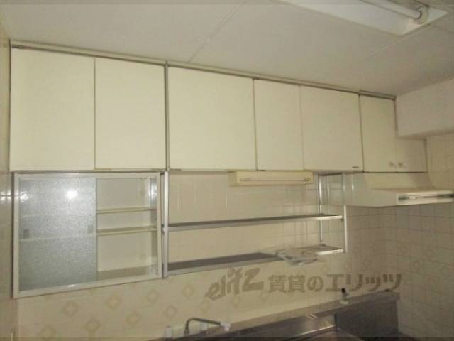 キッチン　収納