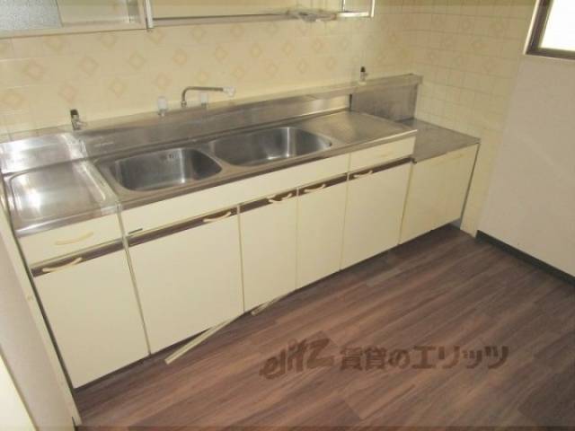 キッチン　収納