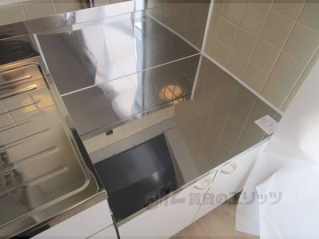 キッチン　コンロ置場