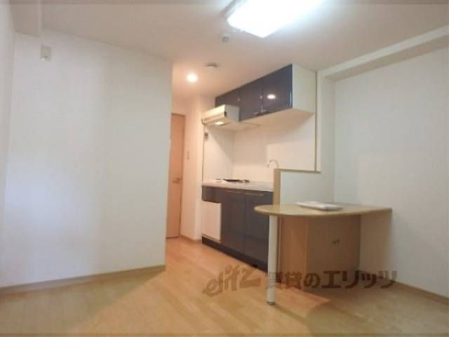 キッチン　ダイニング