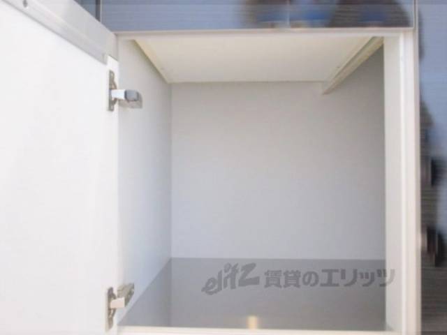 キッチン　キッチン下部収納