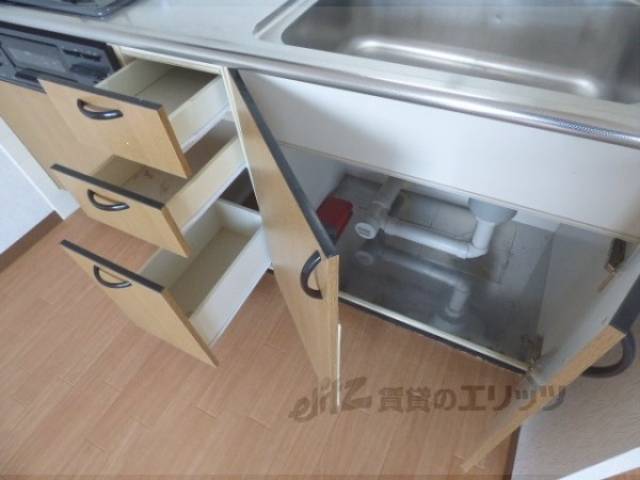 キッチン　収納