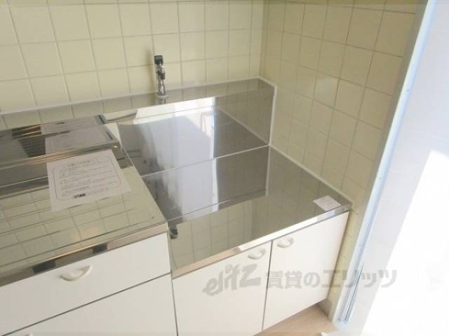 キッチン　コンロ置き場