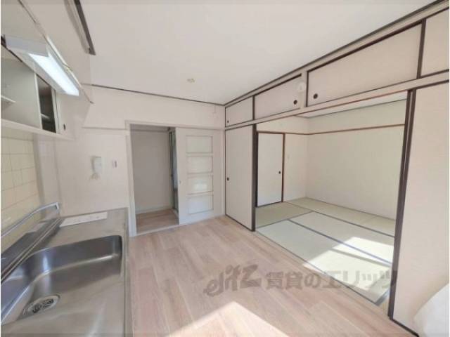 キッチン　収納