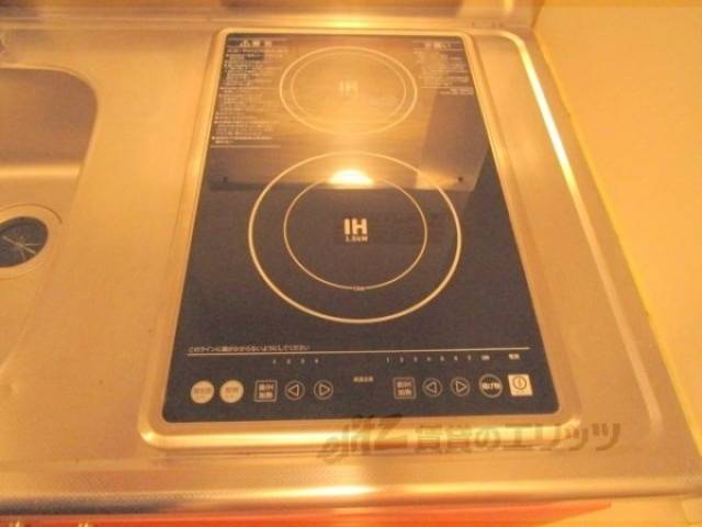 キッチン　コンロ
