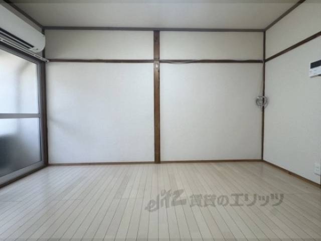 洋室　6帖