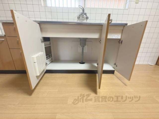 キッチン　収納