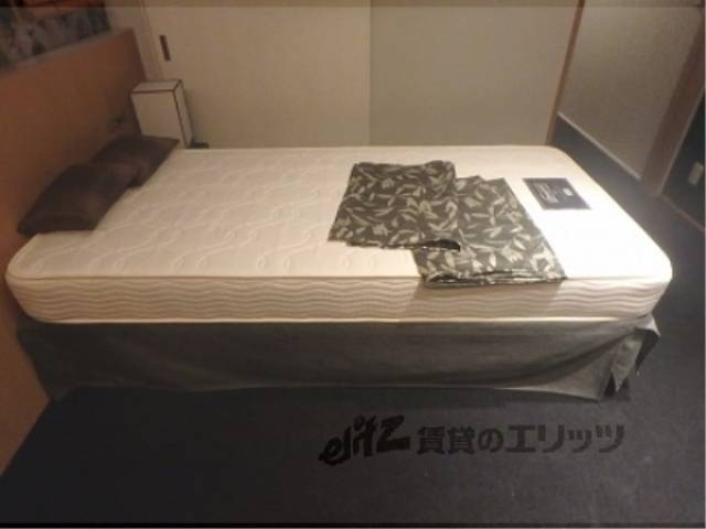 ベッド