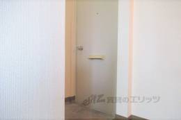 プールブゥ室内写真1