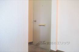 プールブゥ室内写真1