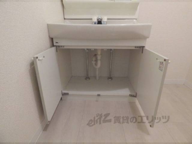 洗面所　収納