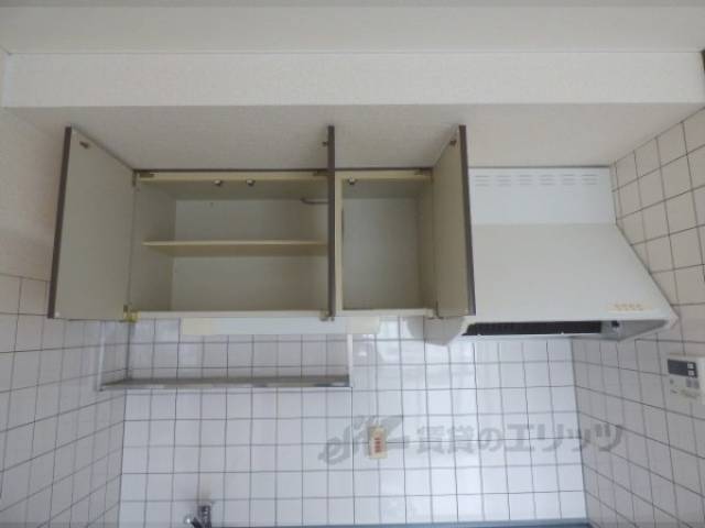 キッチン　収納