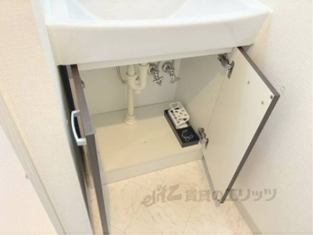 洗面所　下部収納