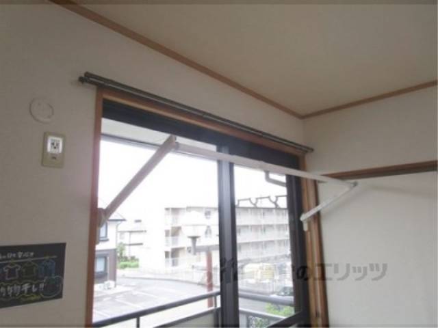 洋室　室内物干し